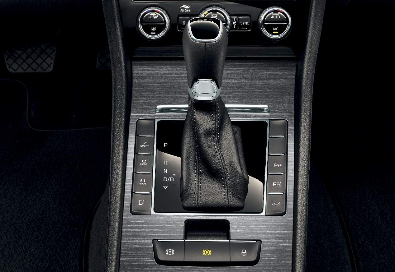 El Skoda Superb iV híbrido enchufable, casi a punto