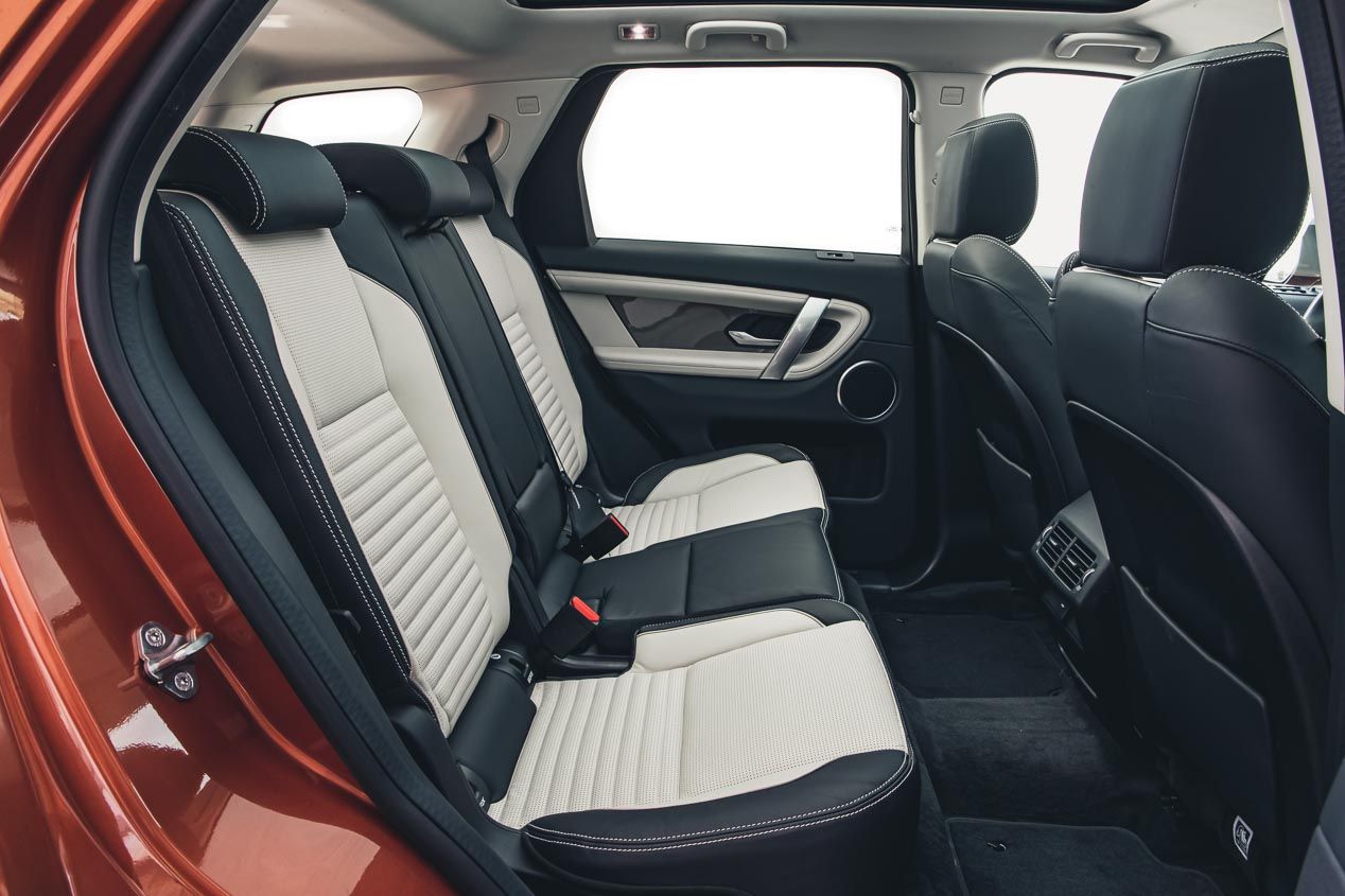 Así y es y así va la nueva generación Land Rover Discovery Sport 