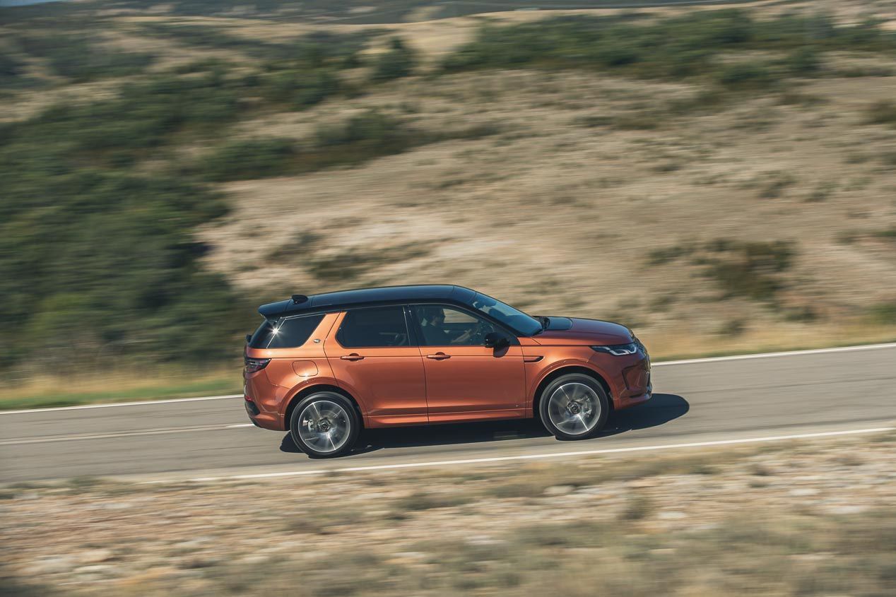 Así y es y así va la nueva generación Land Rover Discovery Sport 