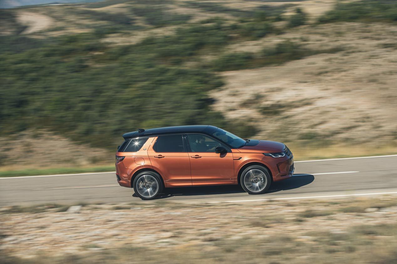 Así y es y así va la nueva generación Land Rover Discovery Sport 