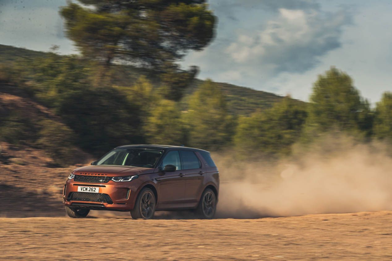 Así y es y así va la nueva generación Land Rover Discovery Sport 