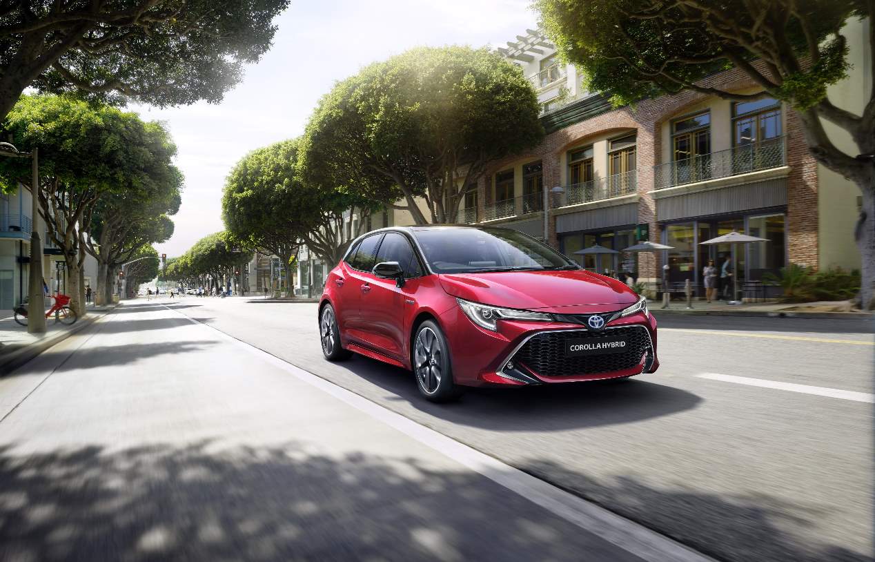 Los coches híbridos más vendidos en España