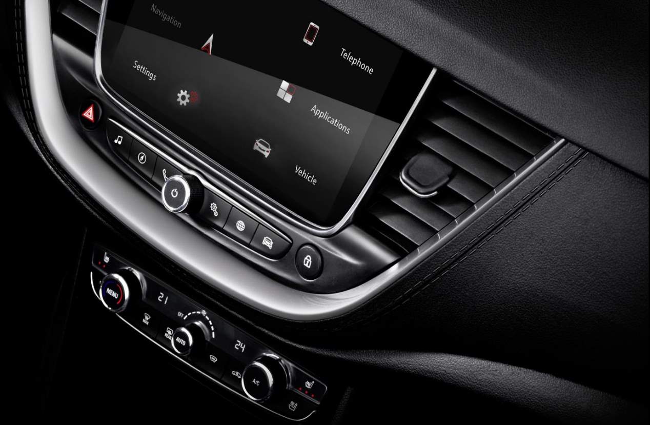 Opel Grandland X: el SUV alemán, ya disponible con la versión Hybrid4