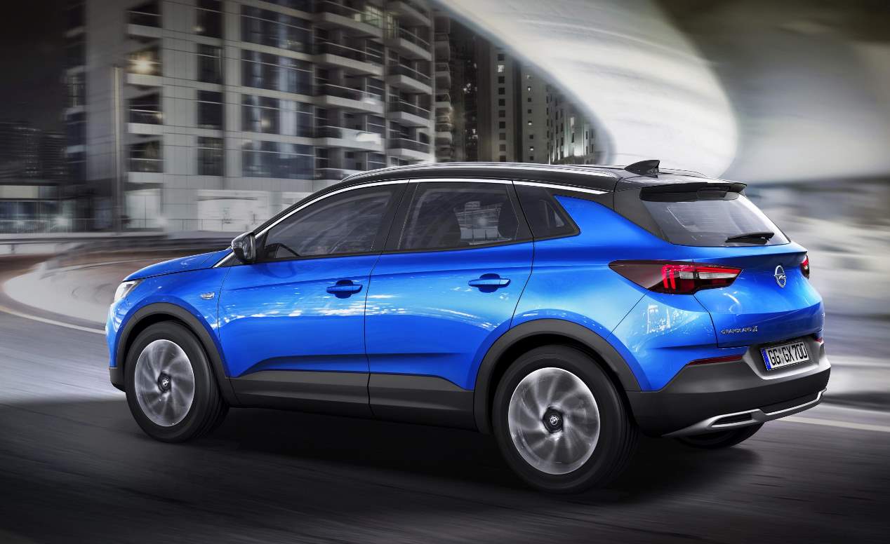 Opel Grandland X: el SUV alemán, ya disponible con la versión Hybrid4