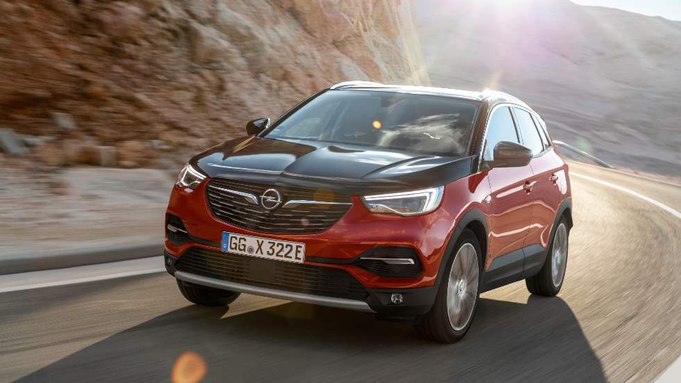 Opel Grandland X: novedades para el SUV y versión Hybrid4