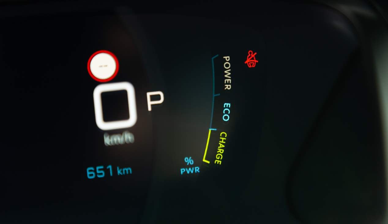 Nuevo Peugeot e-208 eléctrico: probamos el nuevo utilitario cero emisiones