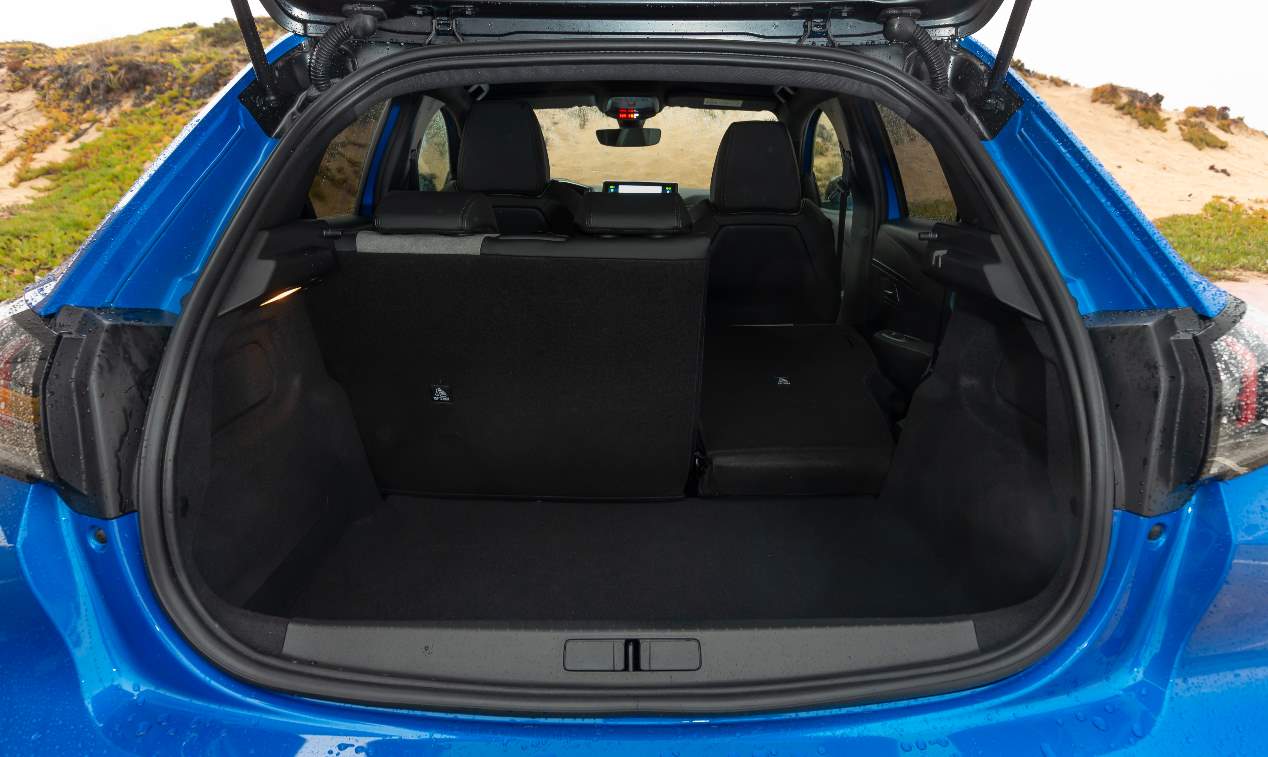Nuevo Peugeot e-208 eléctrico: probamos el nuevo utilitario cero emisiones