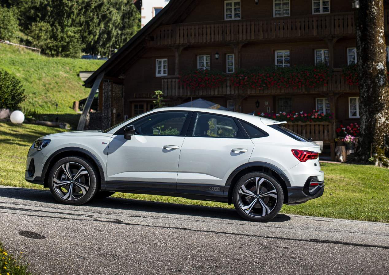 Audi Q3 Sportback vs BMW X2: buscamos el mejor SUV premium