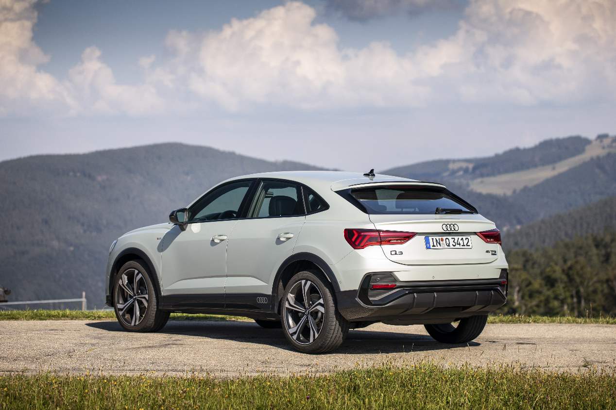 Audi Q3 Sportback vs BMW X2: buscamos el mejor SUV premium