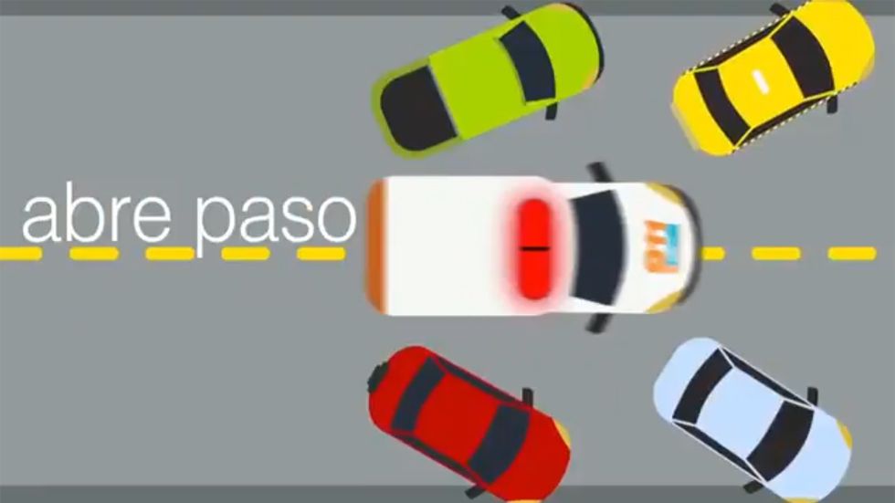 La DGT te recuerda la importancia del “efecto pasillo”: te explicamos qué es