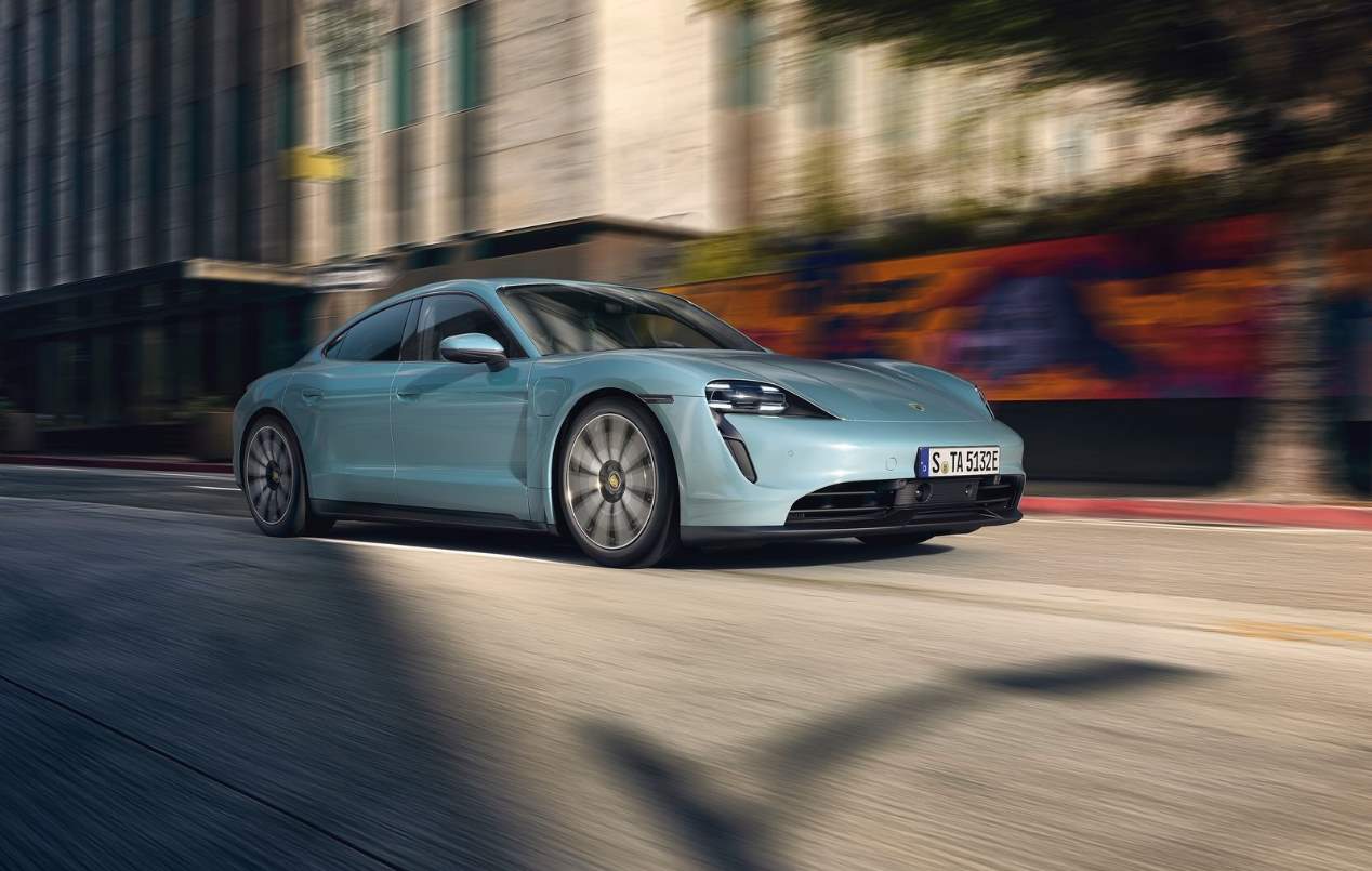 El Porsche Taycan eléctrico, ya a la venta en España