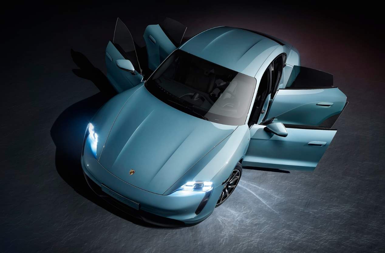 El Porsche Taycan eléctrico, ya a la venta en España