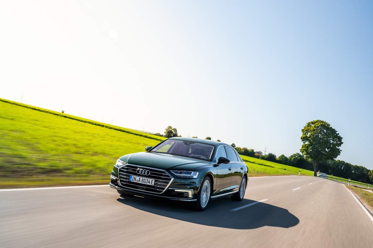 Audi A8 L 60 TFSI e quattro: las mejores fotos del híbrido enchufable