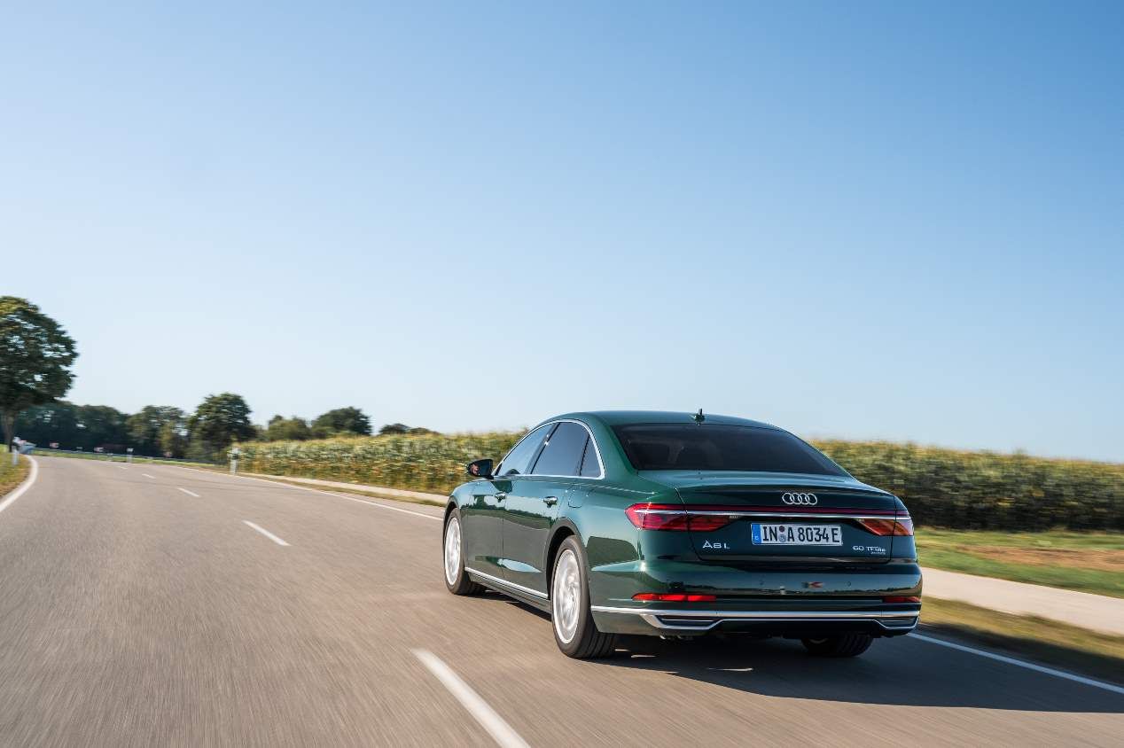 Audi A8 L 60 TFSI e quattro: las mejores fotos del híbrido enchufable