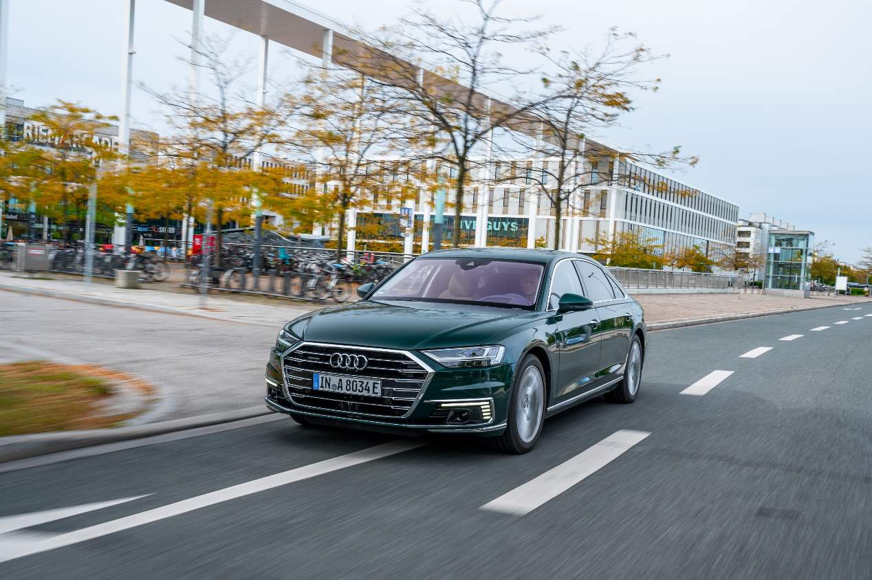 Audi A8 L 60 TFSI e quattro: las mejores fotos del híbrido enchufable