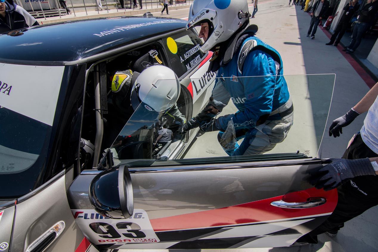 Nueva copa monomarca Lurauto con los Mini de carreras