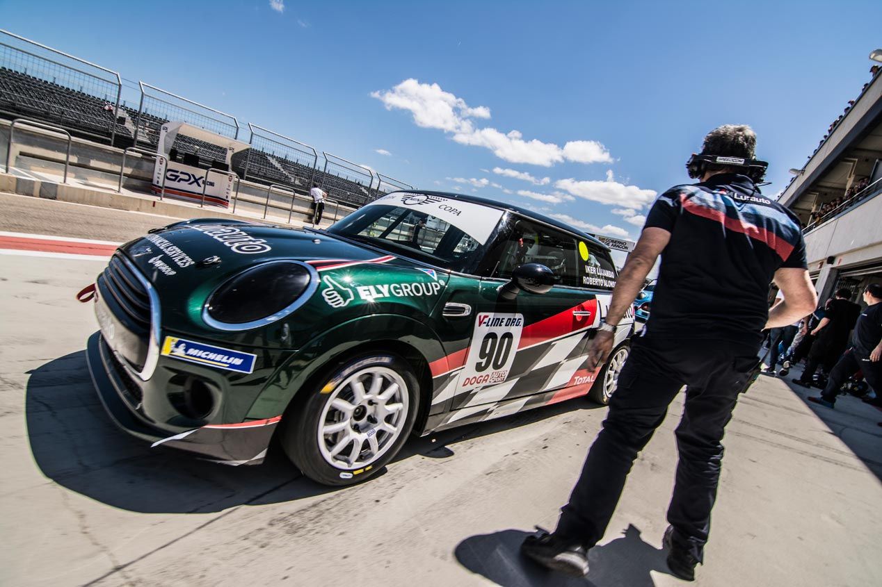 Nueva copa monomarca Lurauto con los Mini de carreras