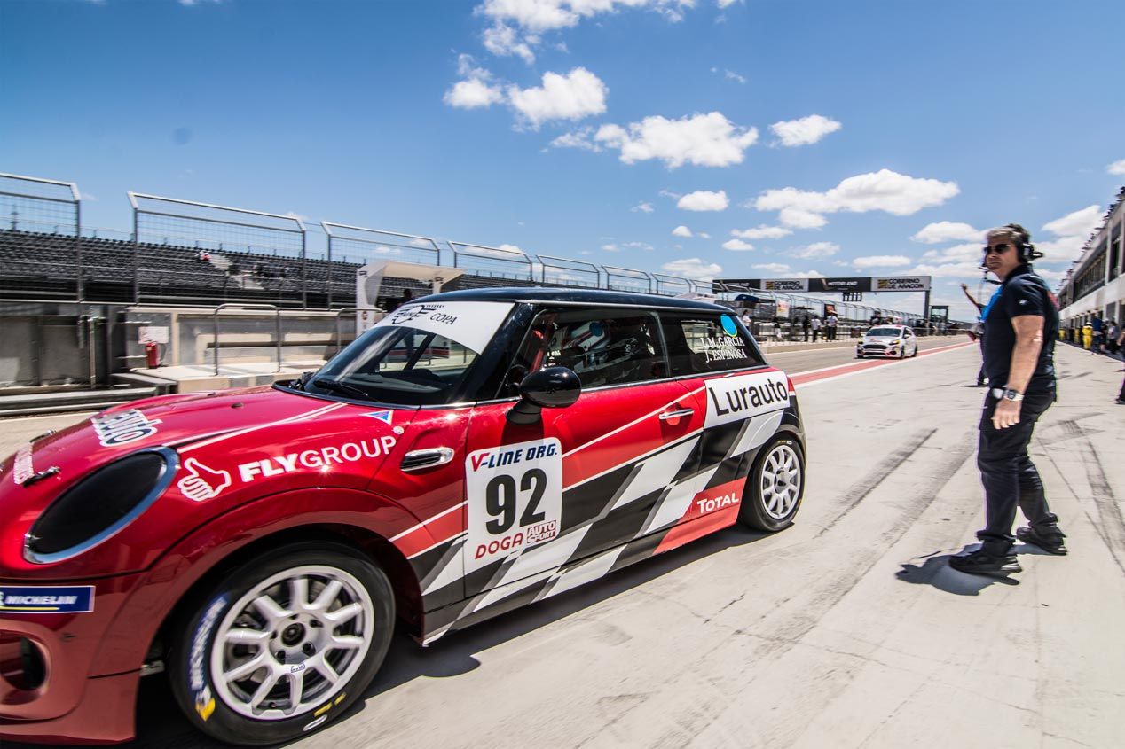 Nueva copa monomarca Lurauto con los Mini de carreras