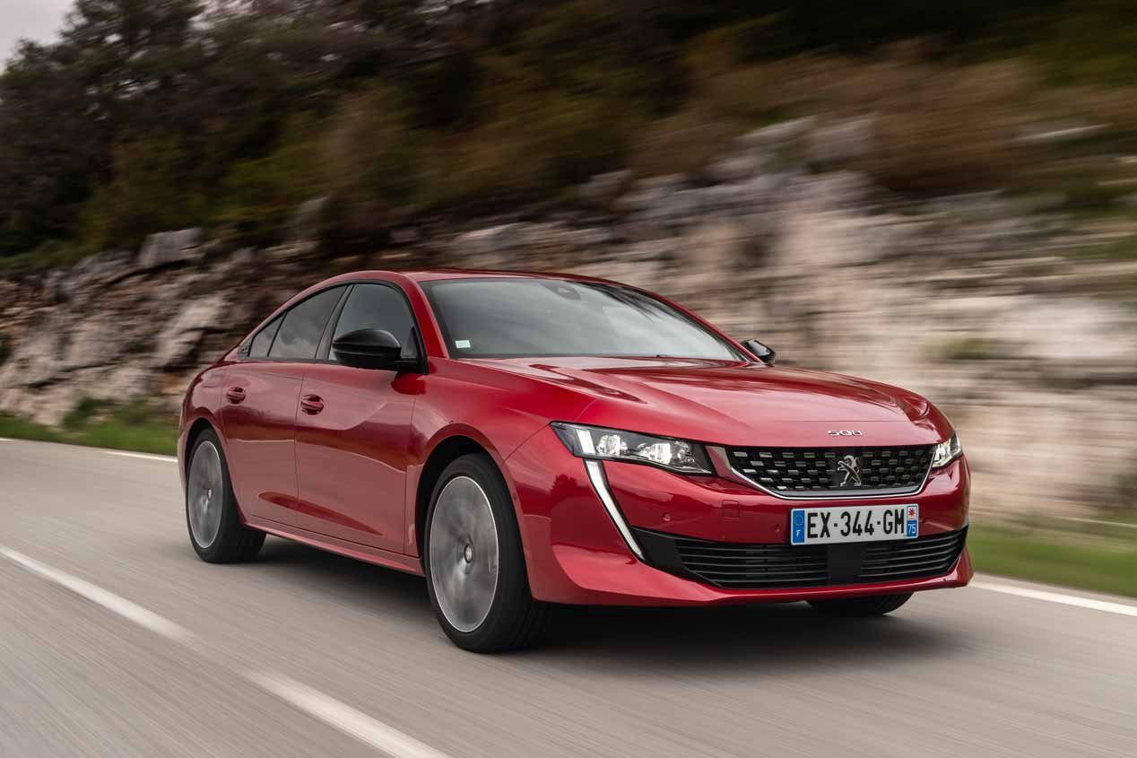 Skoda Octavia 2020 vs Peugeot 508: el gran duelo de berlinas que viene