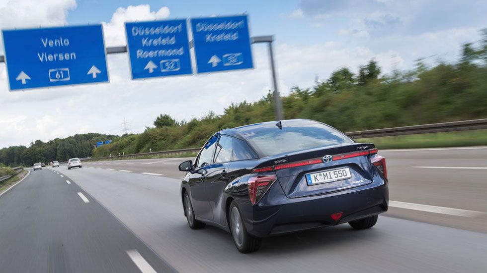 Alemania rechaza imponer límites de velocidad en sus Autobahn