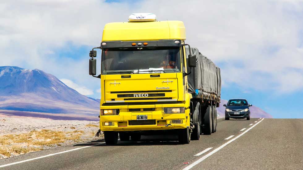 Cártel de camiones en España: llega la primera sentencia