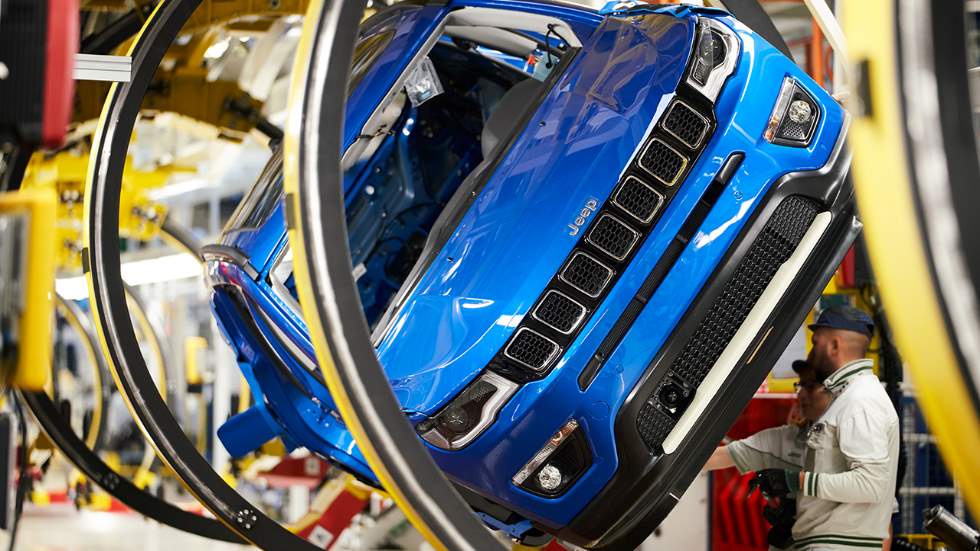 La planta FCA de Melfi se prepara para la producción de Jeep Compass y de su versión híbrida enchufable
