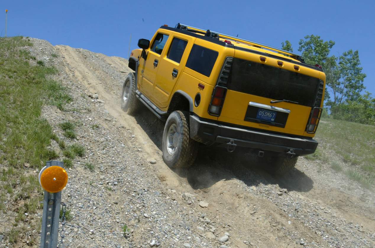 Hummer podría renacer con modelos SUV y pick-up eléctricos