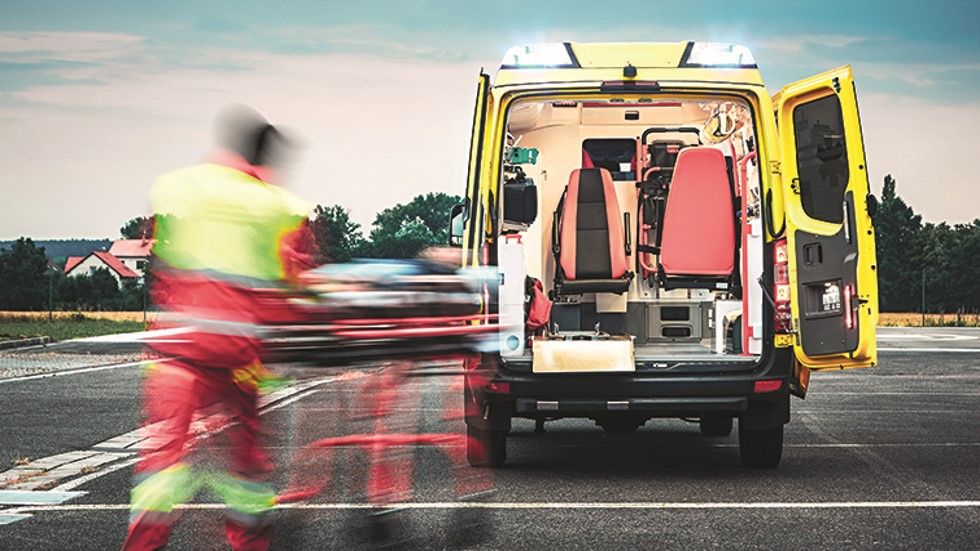 Detienen a un conductor de ambulancia al multiplicar por 8 la tasa de alcohol