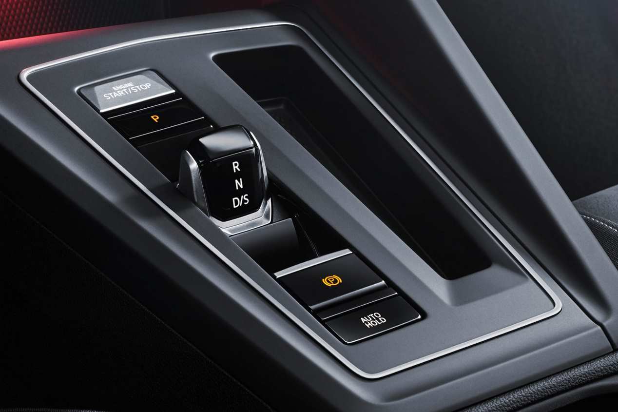 VW Golf eHybrid y eTSI: los Golf más "eléctricos", en imágenes