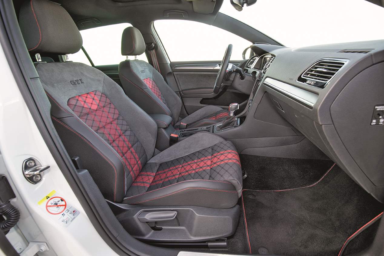 Comparativa GTI: Ford Focus ST, Hyundai i30 N Performance y VW Golf GTI TCR
