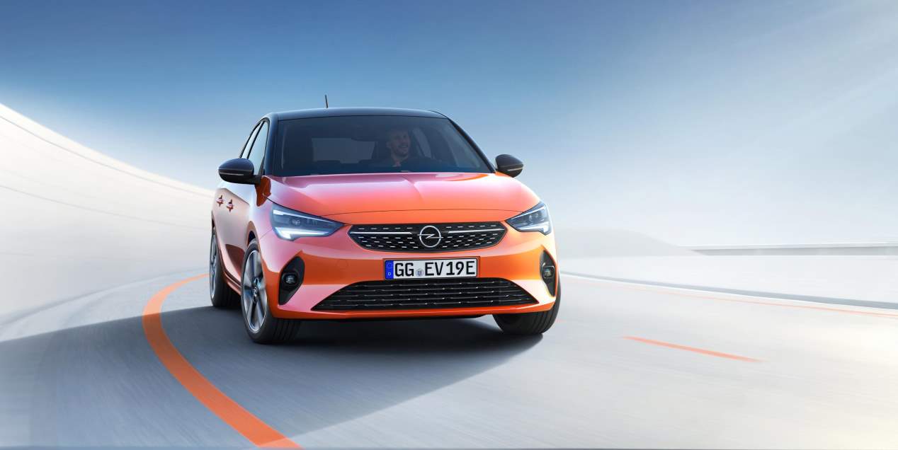 Los nuevos coches electrificados de Opel: Corsa-e, Grandland X Hybrid4, Astra...