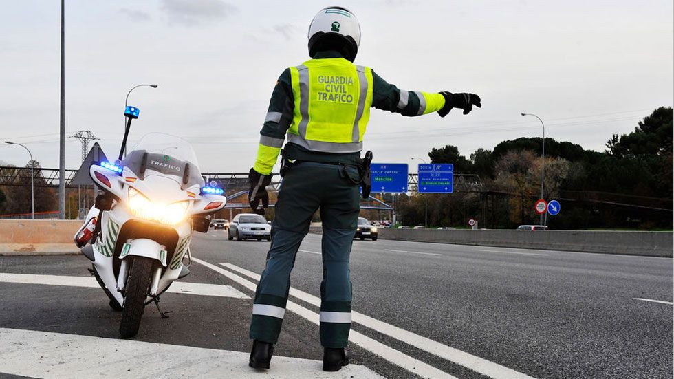 Operación especial Tráfico Puente de Todos los Santos: más radares, drones y controles
