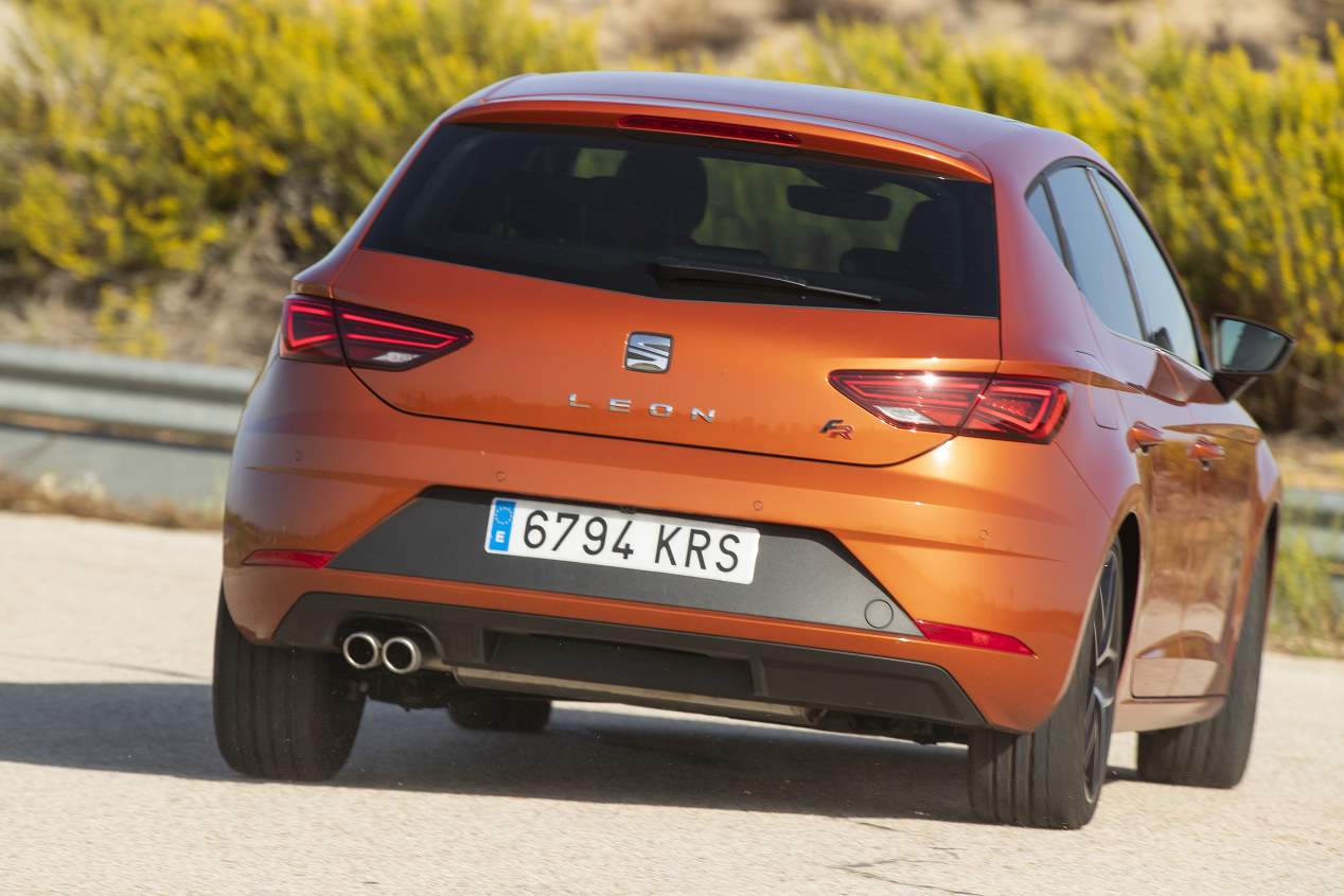 Comparativa de compactos: Seat León, Skoda Scala y VW Golf