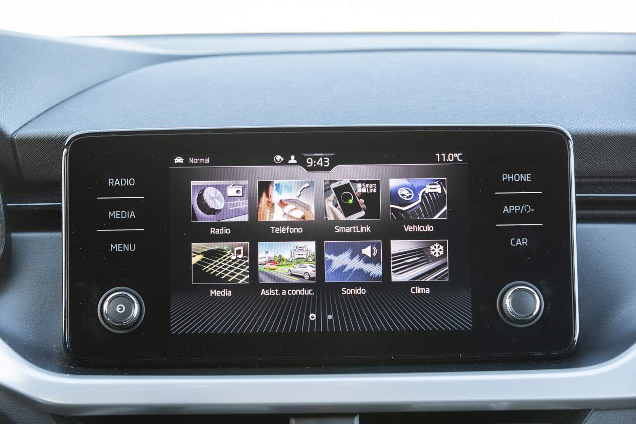 Comparativa de compactos: Seat León, Skoda Scala y VW Golf
