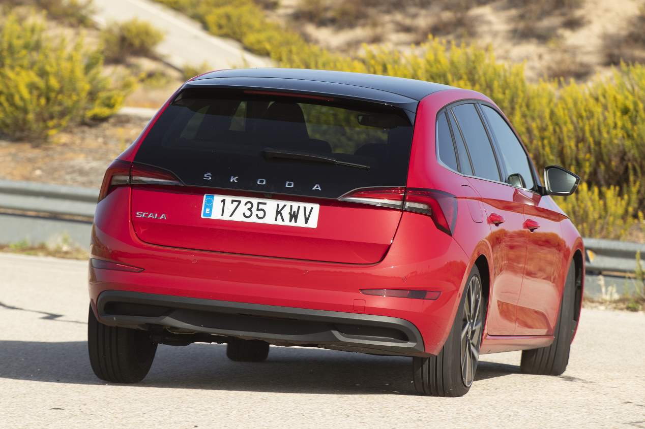 Comparativa de compactos: Seat León, Skoda Scala y VW Golf