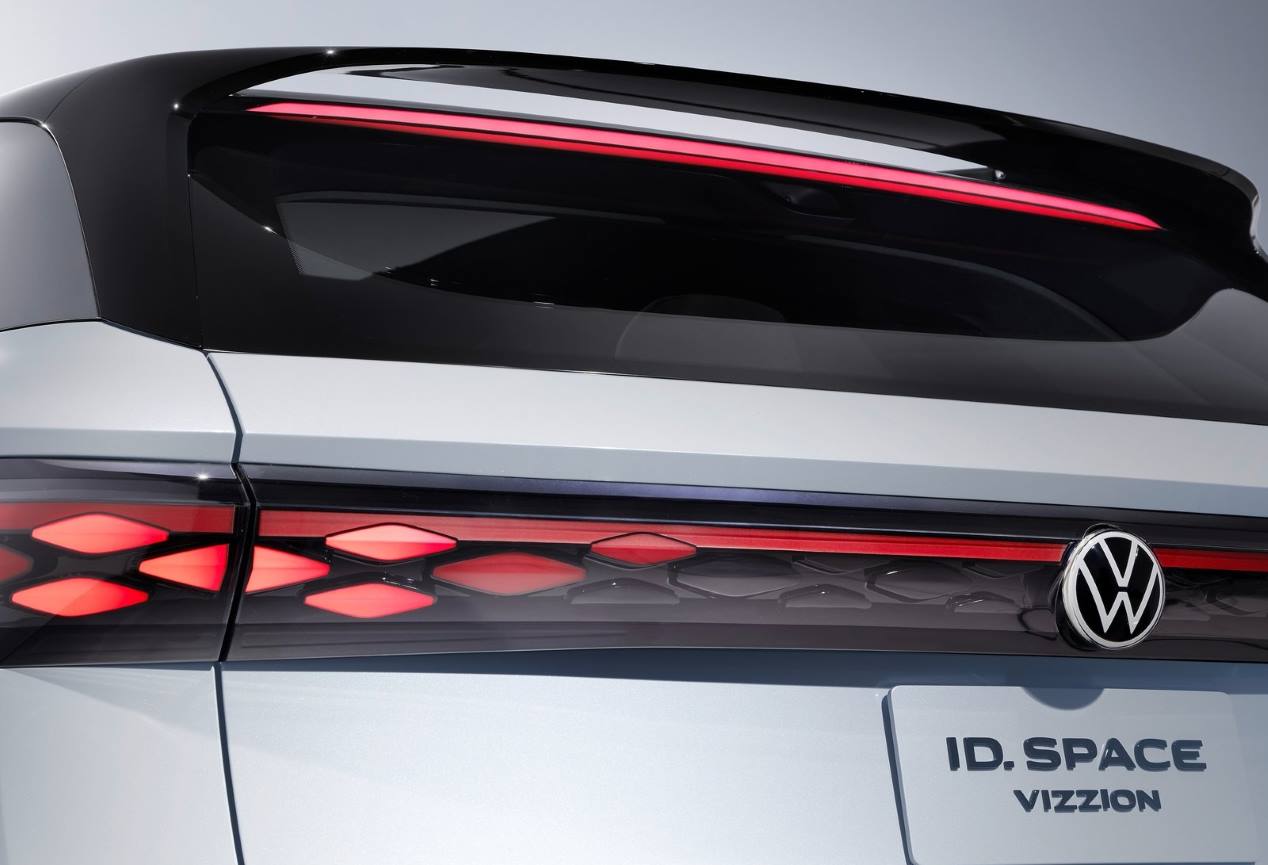 VW ID. Space Vizzion: las fotos del nuevo familiar eléctrico
