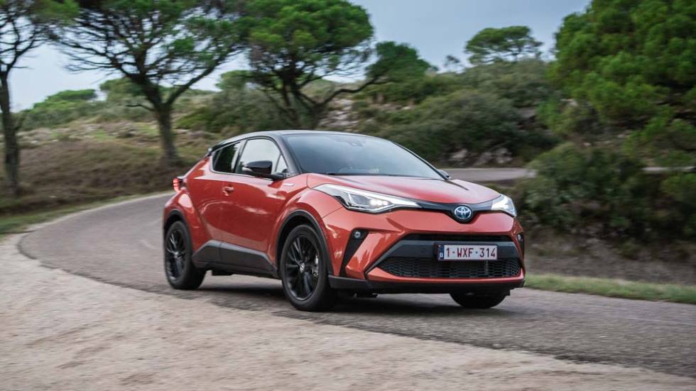 Toyota C-HR 2020: prueba y análisis del renovado SUV híbrido