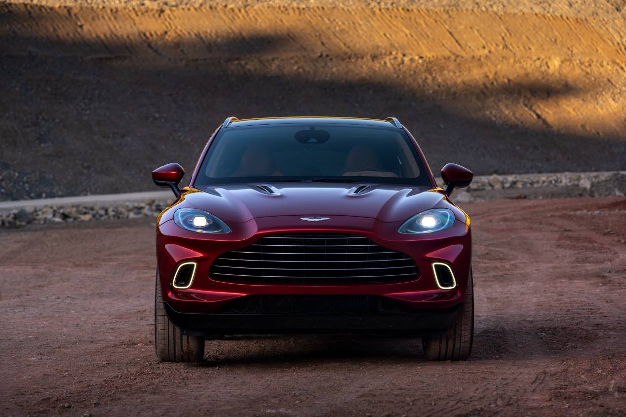 El Aston Martin DBX se hace realidad: el nuevo SUV, en imágenes