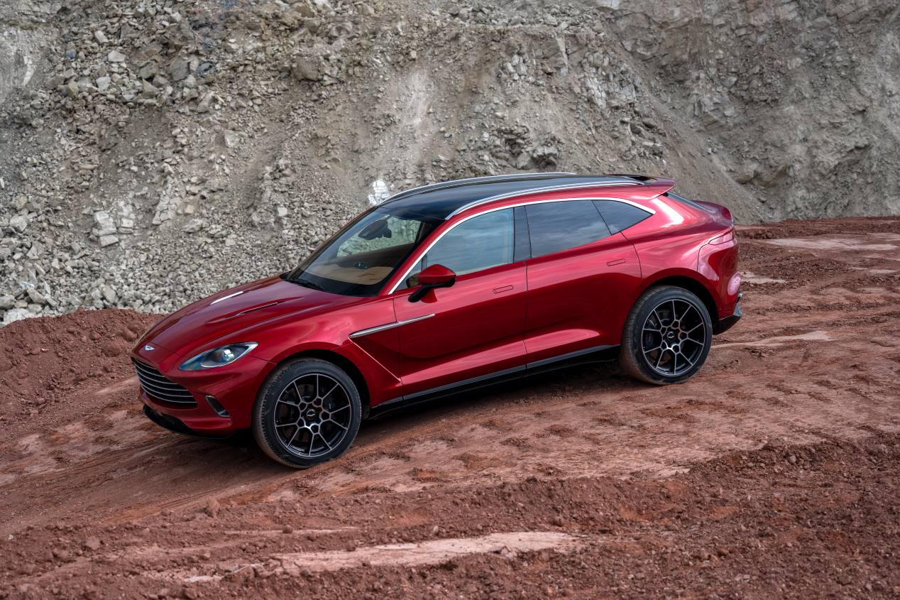 El Aston Martin DBX se hace realidad: el nuevo SUV, en imágenes