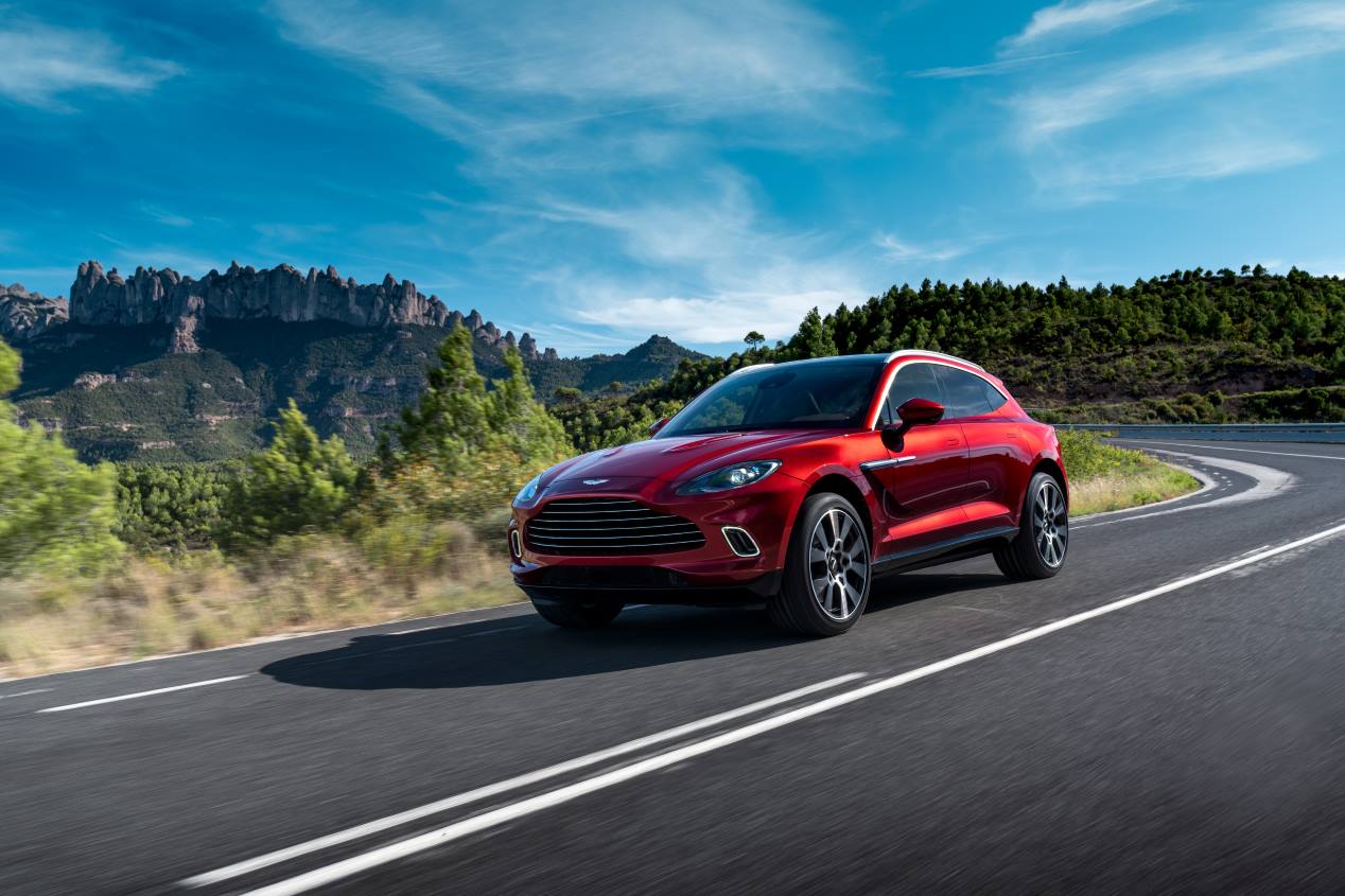 El Aston Martin DBX se hace realidad: el nuevo SUV, en imágenes