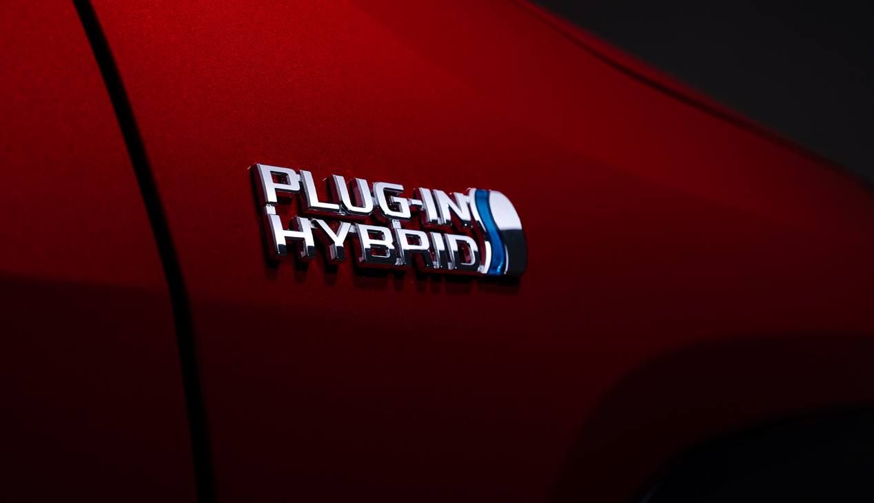 Toyota RAV4 Prime: el nuevo SUV híbrido enchufable y deportivo