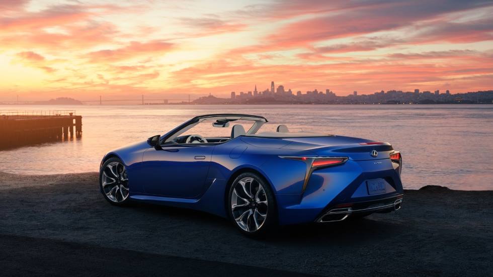 Lexus LC 500 Cabrio. Las fotos y los datos oficiales del nuevo descapotable