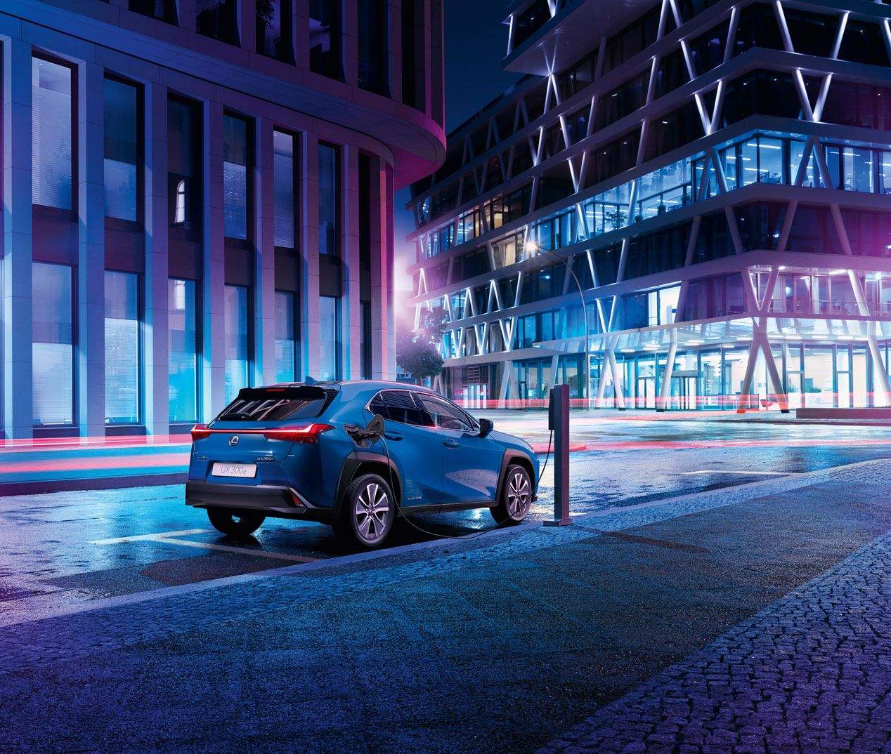 Lexus UXe, las mejores fotos del primer eléctrico de la marca