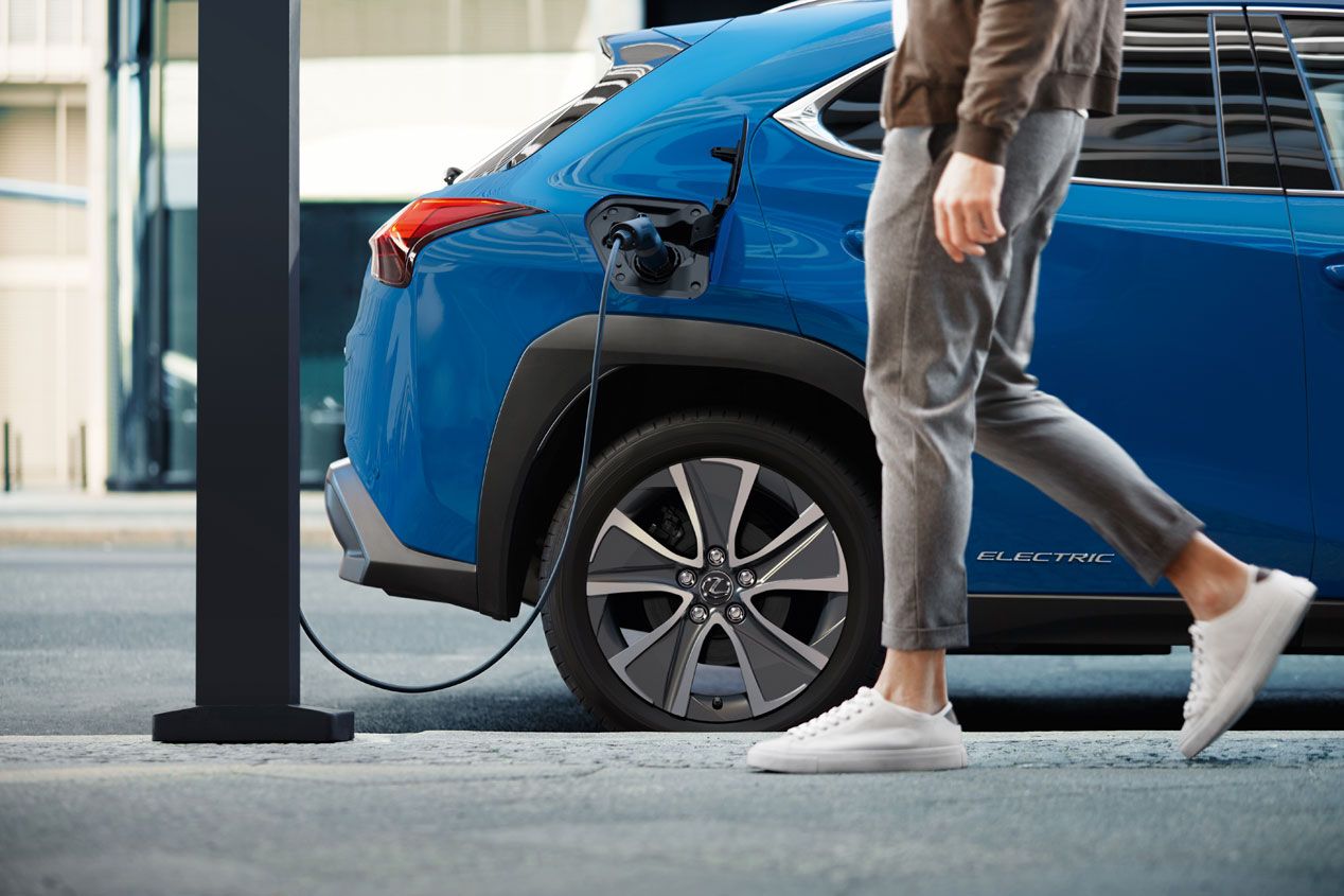 Lexus UXe, las mejores fotos del primer eléctrico de la marca