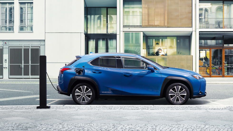Lexus UX 300e: así es el primer SUV eléctrico de Lexus, a la venta en 2020