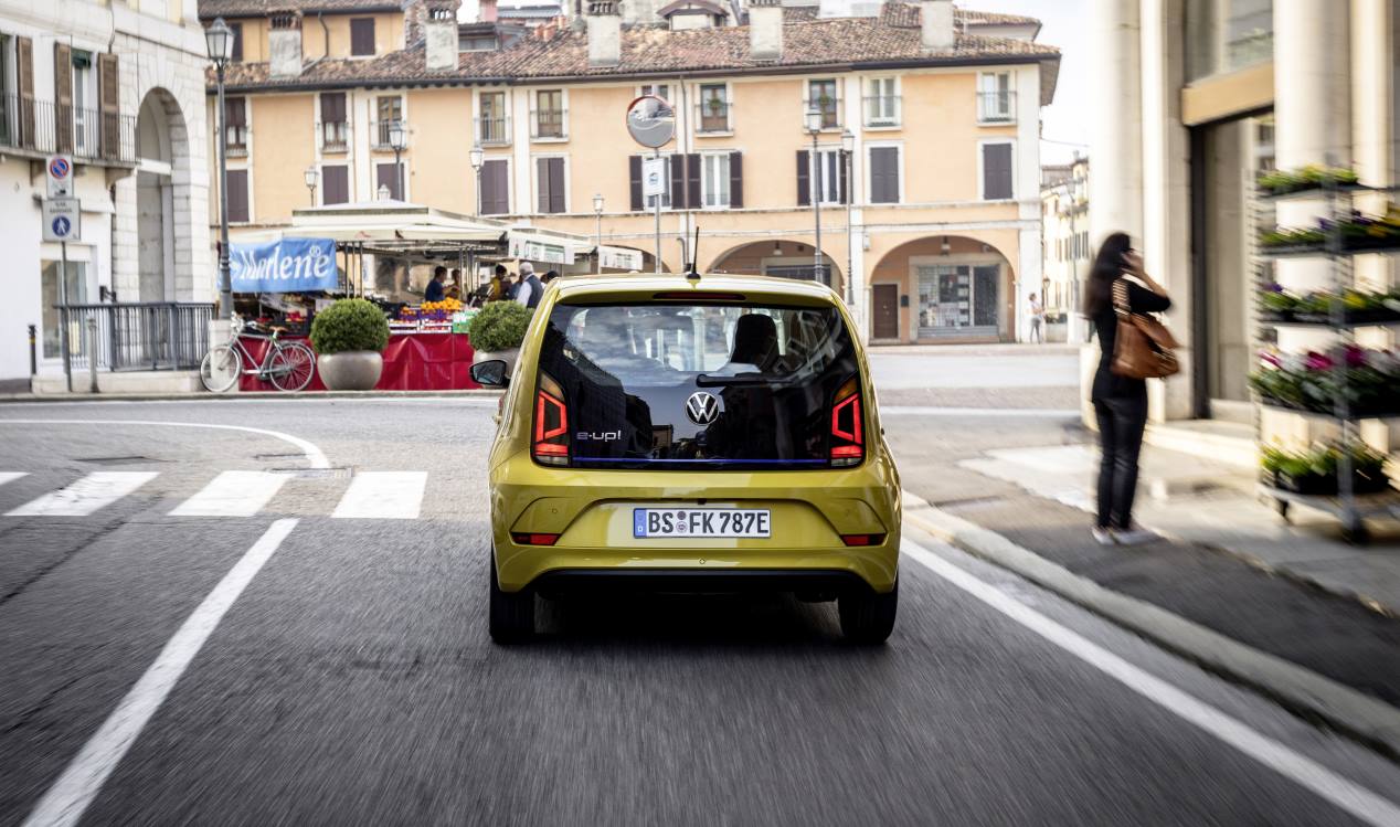 VW e-up! 2020: a prueba el actualizado coche eléctrico