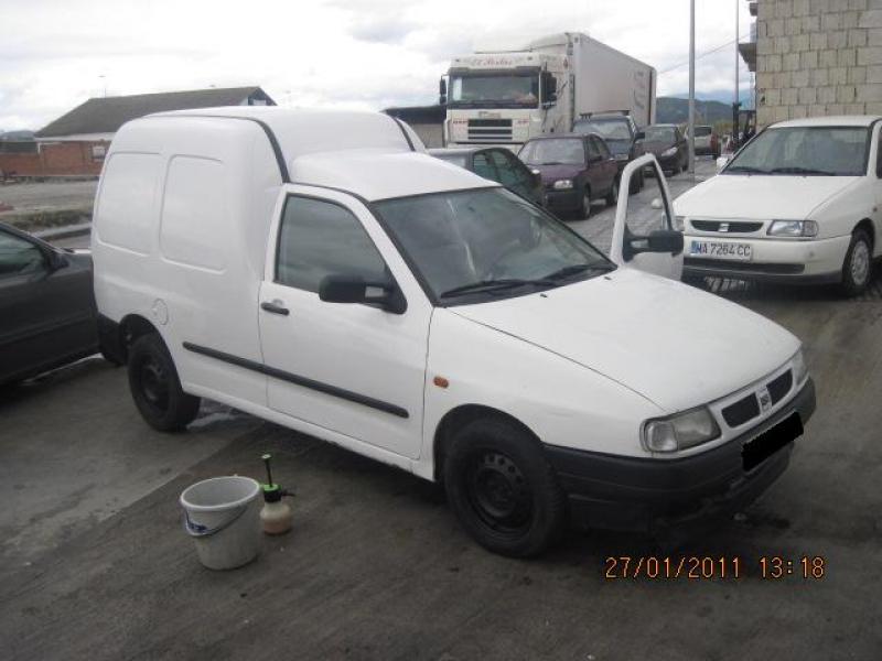 Seat Inca SDI cerrada