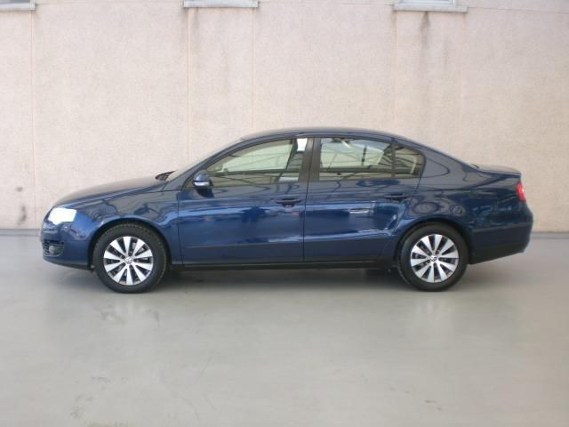 Volkswagen Passat 2.0 TDI CREdition Plus 110