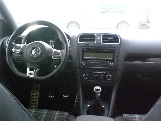 Volkswagen Golf 2.0 TSI GTI