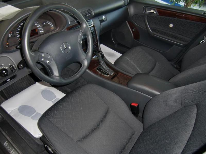 Mercedes-Benz C 180 Kompressor automático